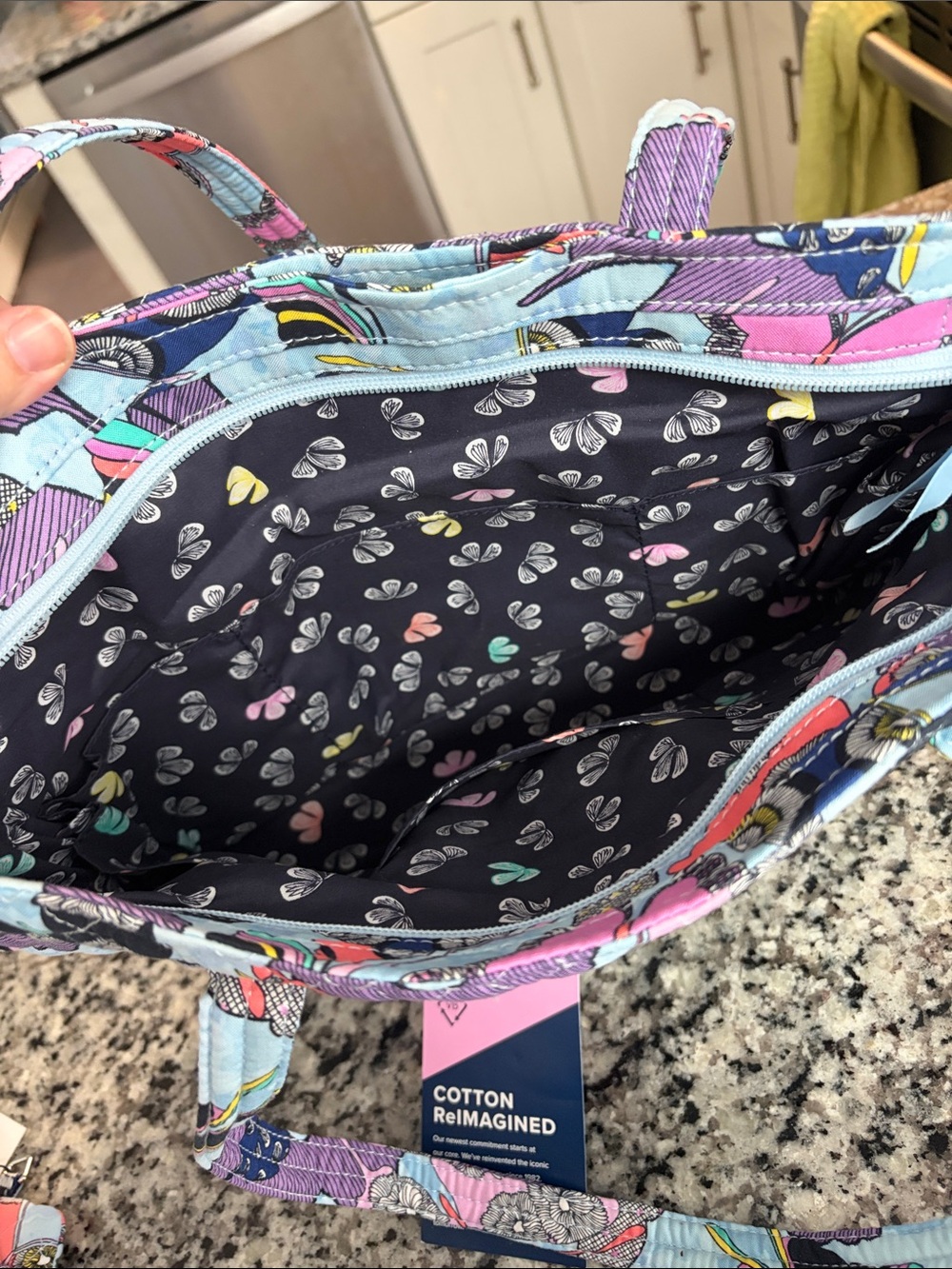 NWT Vera Bradley tote & matching pouch - Picture 5 of 6